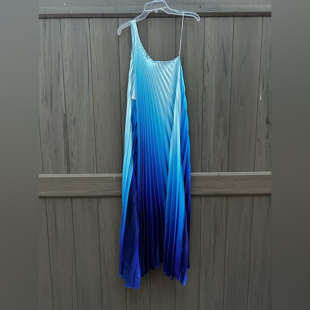 Delfi Collective Erica One Shoulder Pleated Maxi Dress Blue Ombre New With Tags! — image 2 of 8